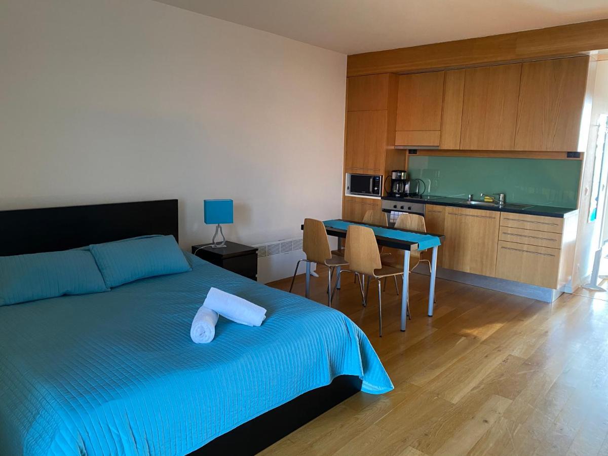 Gemini Superior Apartman & Yacht Balatonlelle Exteriér fotografie